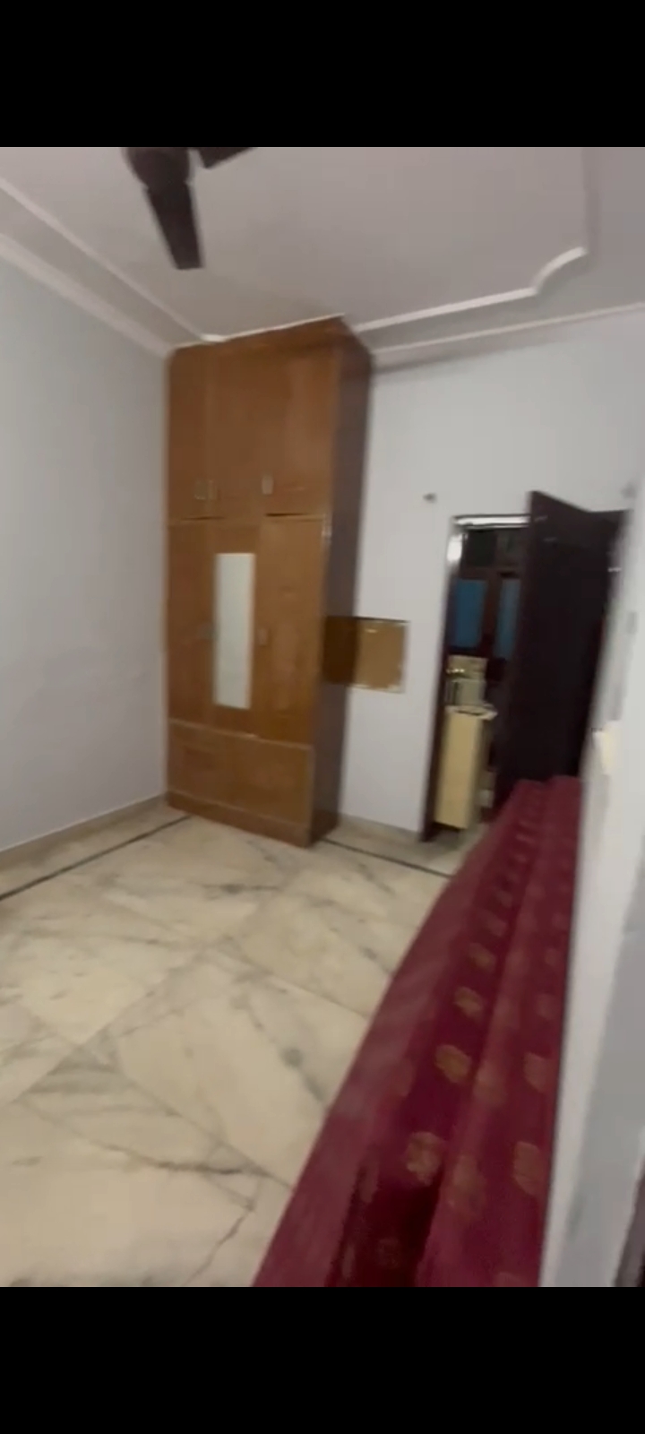 1 BHK Villa For Rent in Gnida