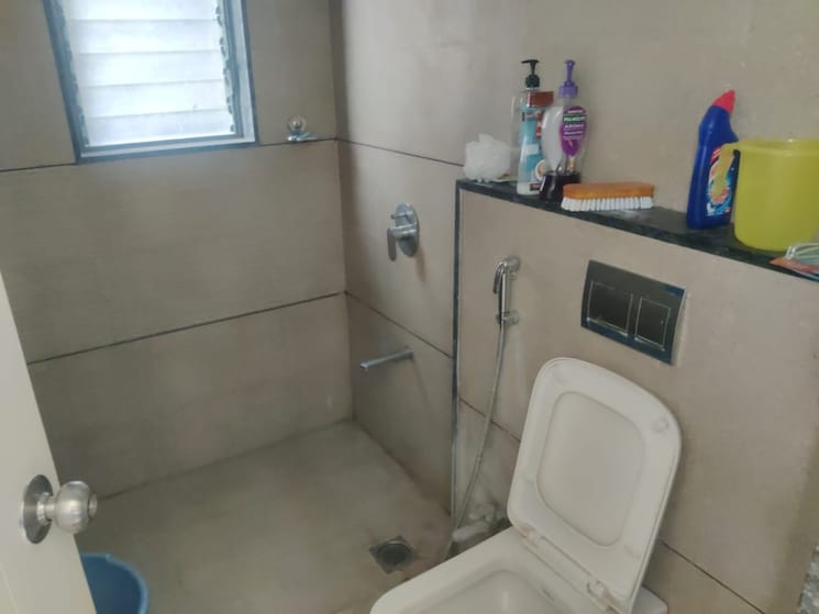 Bathroom, rohan-madhuban 2 Bedroom 800 Sq.Ft. Apartment In Bavdhan Pune 8847027