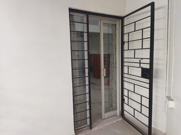 Balcony in 3 BHK Builder Floor at RMS Layout, Sanjay Nagar – for Rent