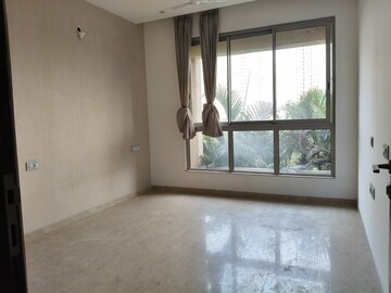 Room in 3 BHK Apartment at Hiranandavi Rodas Enclave Rosehill, Patlipada – for Rent
