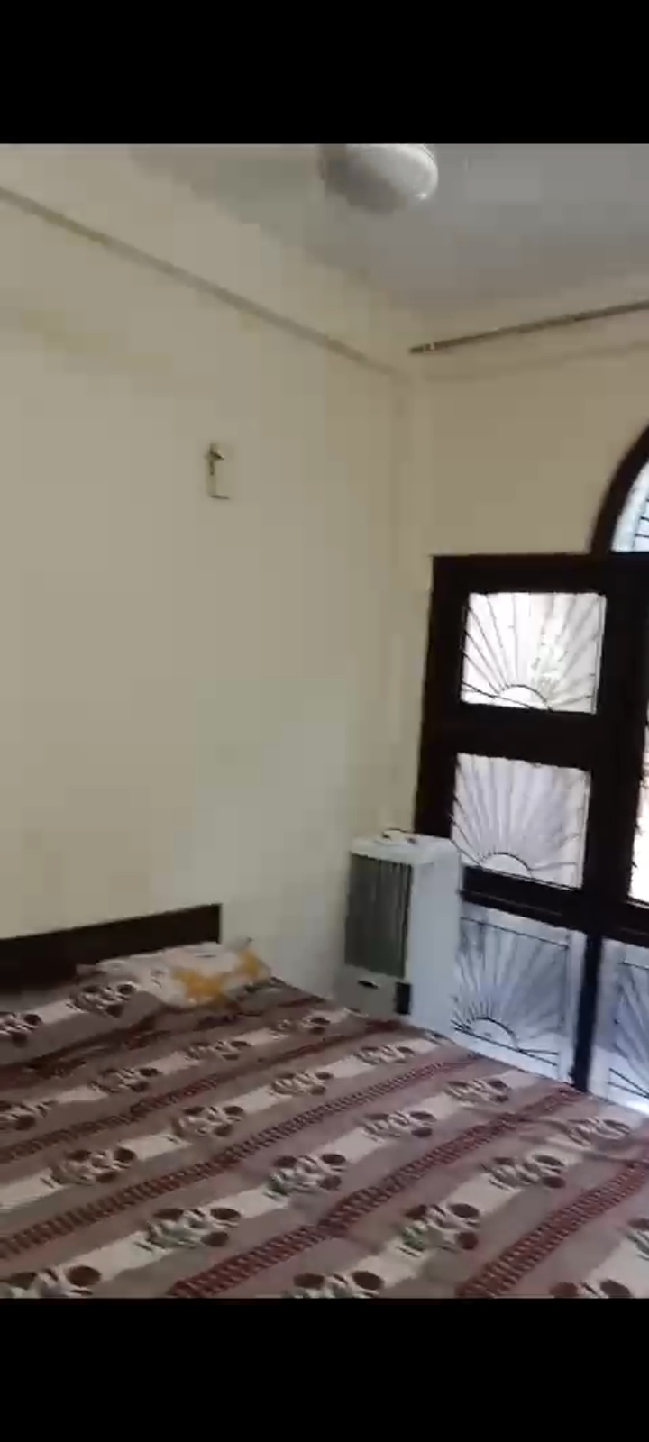 1 BHK Villa For Rent in Gnida