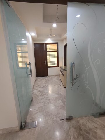 Building Lobby in 3 BHK Apartment at Sunder Apartment, Paschim Vihar – for Rent