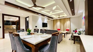 Master Bedroom in 4 BHK Builder Floor at Emaar MGF Emerald Hills, Sector 65 – for Rent