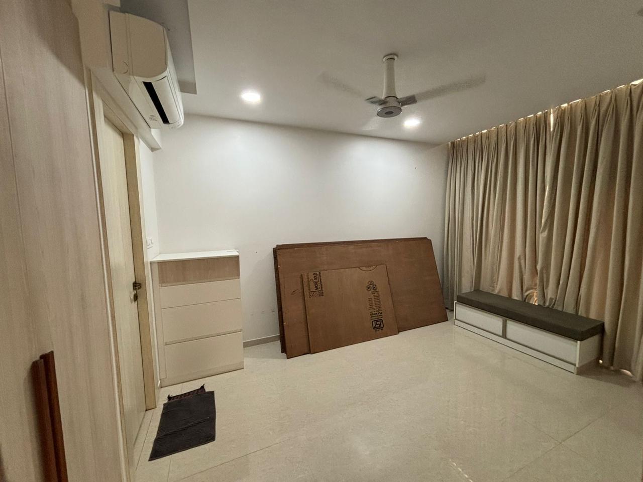 2 BHK + Pooja Room 750 Sq.Ft. Apartment in Hiranandani Eagleridge Wing A