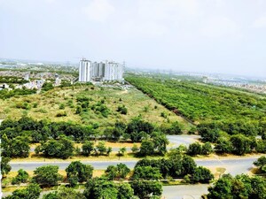 Master Bedroom in 1 RK Apartment at Supertech Czar Suites, Omicron I Greater Noida – for Sale