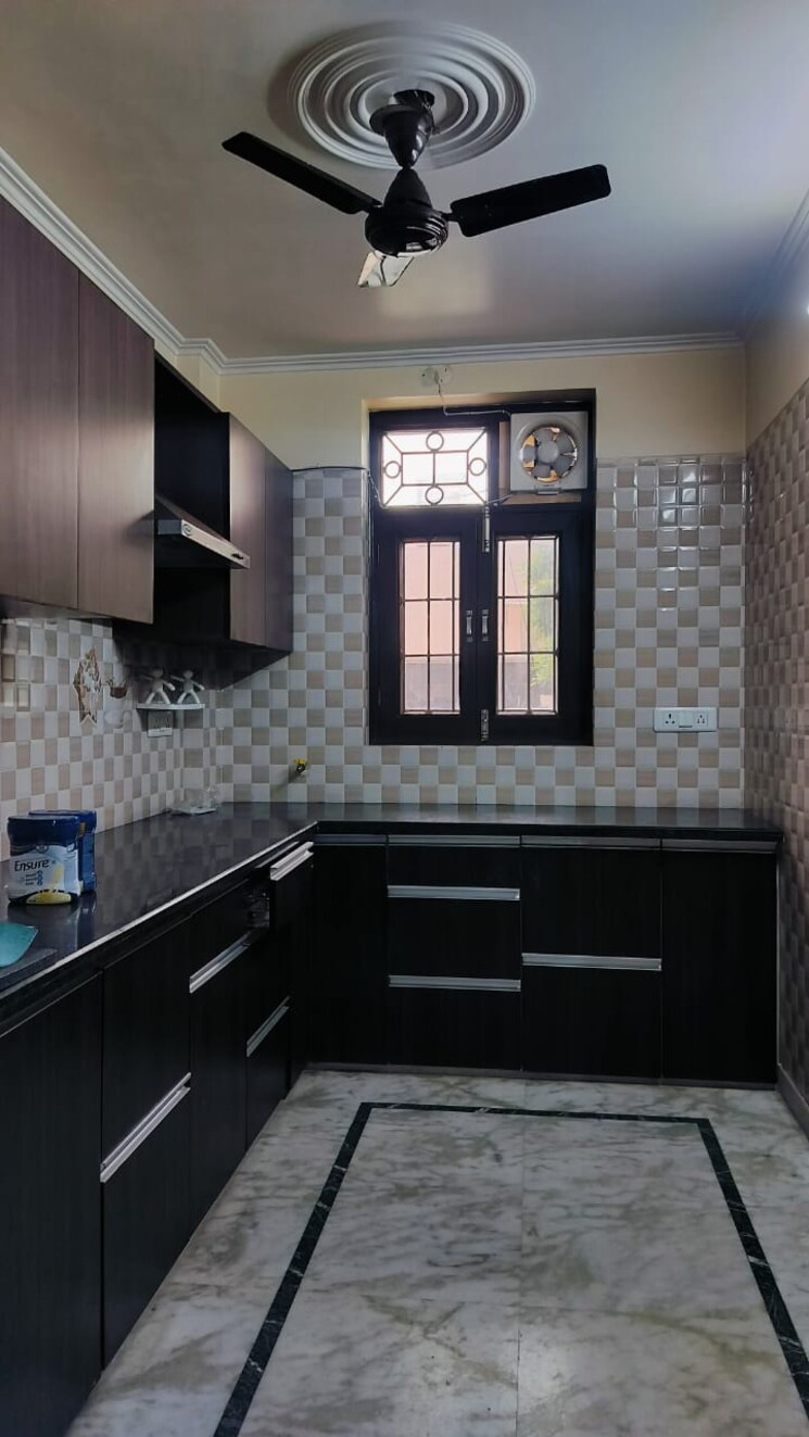 Kitchen, anuradha-apartments-cghs 2 Bedroom 1000 Sq.Ft. Apartment In Paschim Vihar Delhi 8847120