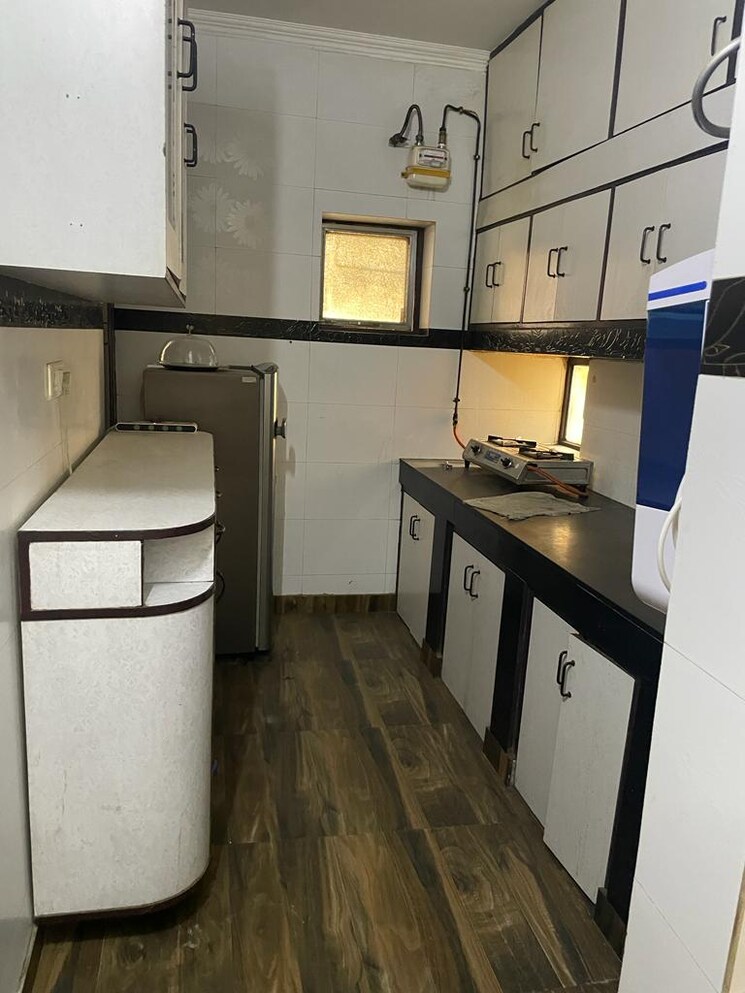 Kitchen, madhur-apartment 2 Bedroom 1000 Sq.Ft. Apartment In Paschim Vihar Delhi 8847149