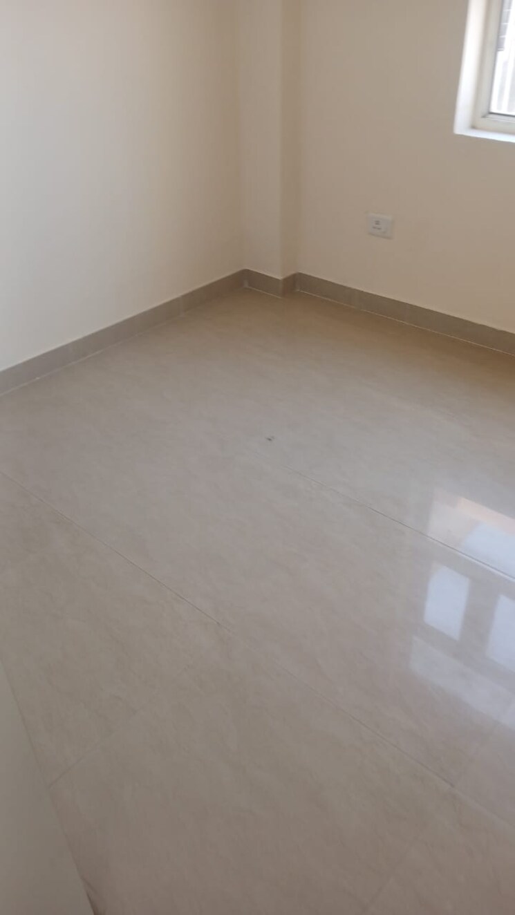 Room, shree-vardhman-mantra 2 Bedroom 800 Sq.Ft. Apartment In Sector 67 Gurgaon 8847144