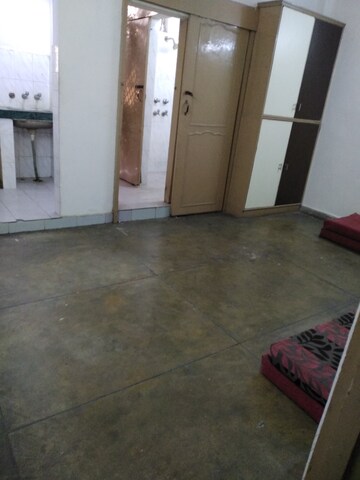 1 BHK Builder Floor For Rent in Lajpat Nagar 4