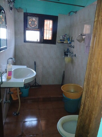 Bathroom in 3 BHK Independent House at Sector 28 – for Rent