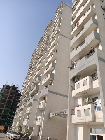 2 BHK Apartment For Sale in LR Bluemoon Homes, Raj Nagar Extension