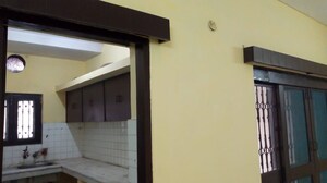 Room in 2.5 BHK Apartment at Anekant Apartment, Vasundhara Enclave – for Sale