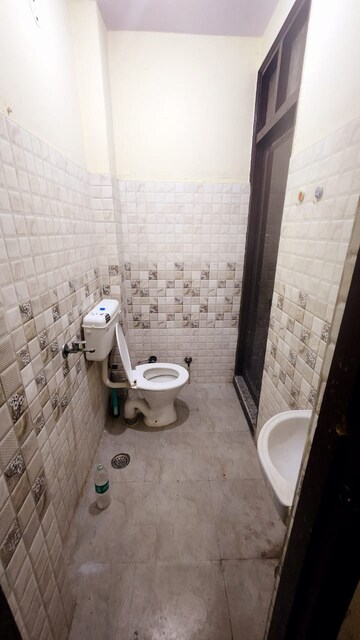 Bathroom in 1 RK Builder Floor at New Ashok Nagar – for Rent