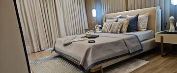 Bedroom in 3.5 BHK Apartment at Sector 82 – for Rent