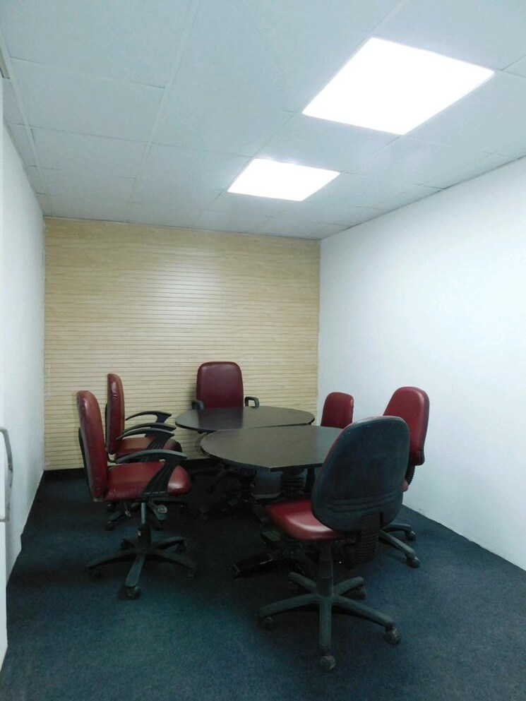 Team Area, gaur-city-mall Commercial Office Space 540 Sq.Ft. In Sector 4 Greater Noida Greater Noida 8847269