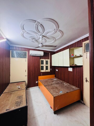Bedroom in 1 BHK Builder Floor at New Ashok Nagar – for Rent