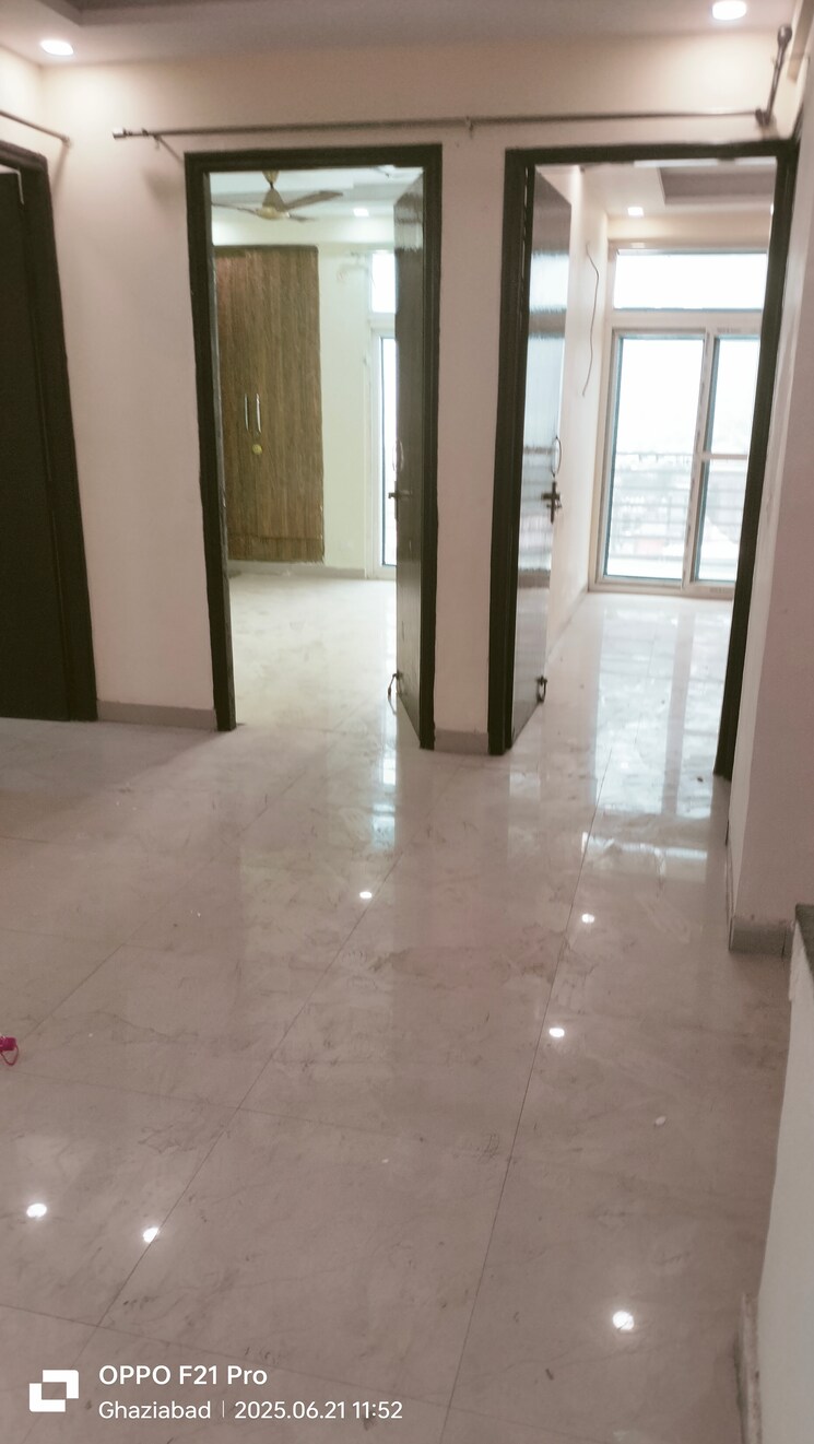 Room, sarvottam-ksn-square 3 Bedroom 905 Sq.Ft. Apartment In Vasundhara Sector 3 Ghaziabad 8847306