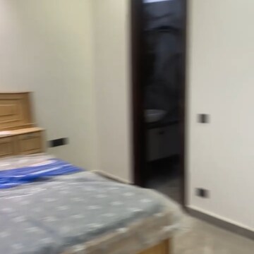 Furnished Amenities in 4 BHK Builder Floor at BU SFS Flats, Varun Niketan – for Rent