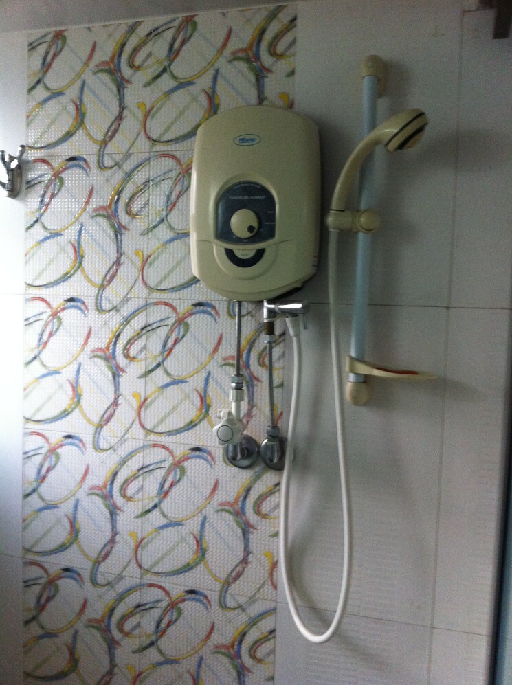 Bathroom, namaskar-apartment 2 Bedroom 650 Sq.Ft. Apartment In Santacruz East Mumbai 8847322