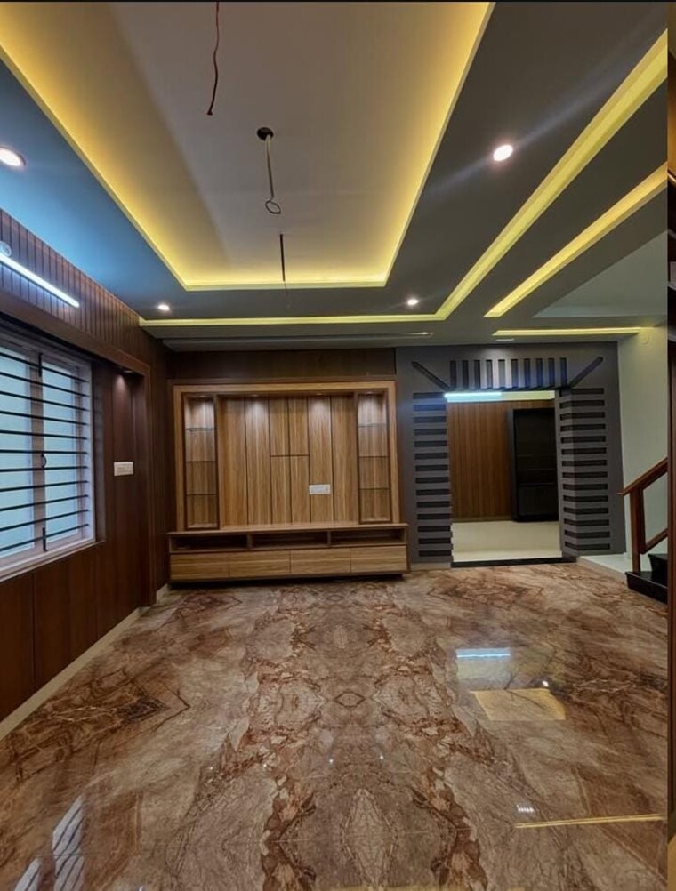 Room, sector 33 2.5 Bedroom 2160 Sq.Ft. Builder Floor In Sector 33 Faridabad 8847344