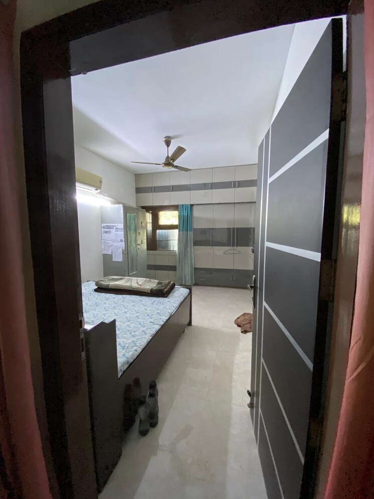 Kitchen, model town 4 Bedroom 450 Sq.Yd. Builder Floor In Model Town Delhi 8847342