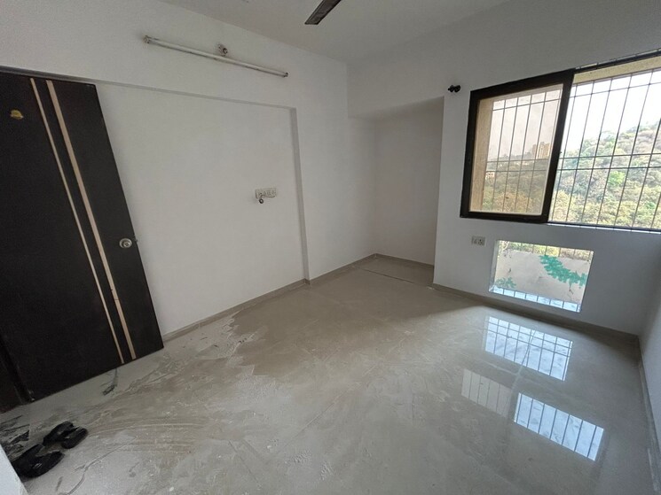 Room, kishor-sukur-enclave-a 1 Bedroom 450 Sq.Ft. Apartment In Ghodbunder Road Thane 8847383