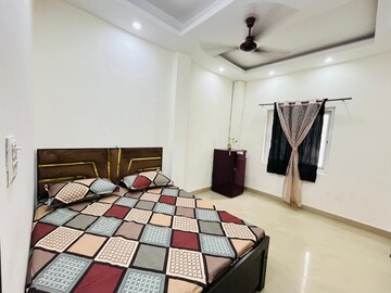 1 BHK Builder Floor For Rent in Sushant Vyapaar Kendra, Sector 43