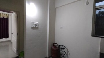 Room in 2 BHK Apartment at Gulmohar Helios, Kharadi – for Rent