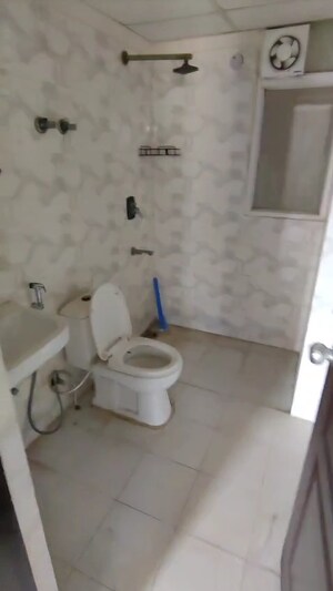 Bathroom in 2.5 BHK Apartment at Sethi Max Royale, Sector 76 – for Sale