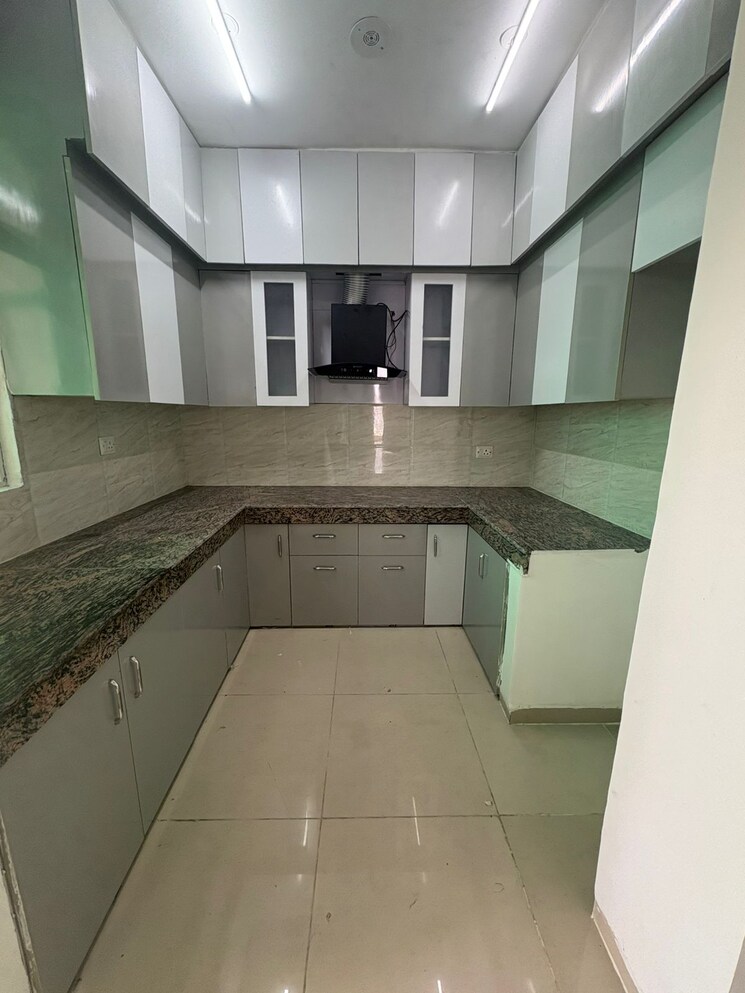 Kitchen, ajnara-homes 3 Bedroom 1710 Sq.Ft. Apartment In Sector 16b Greater Noida Greater Noida 8847486