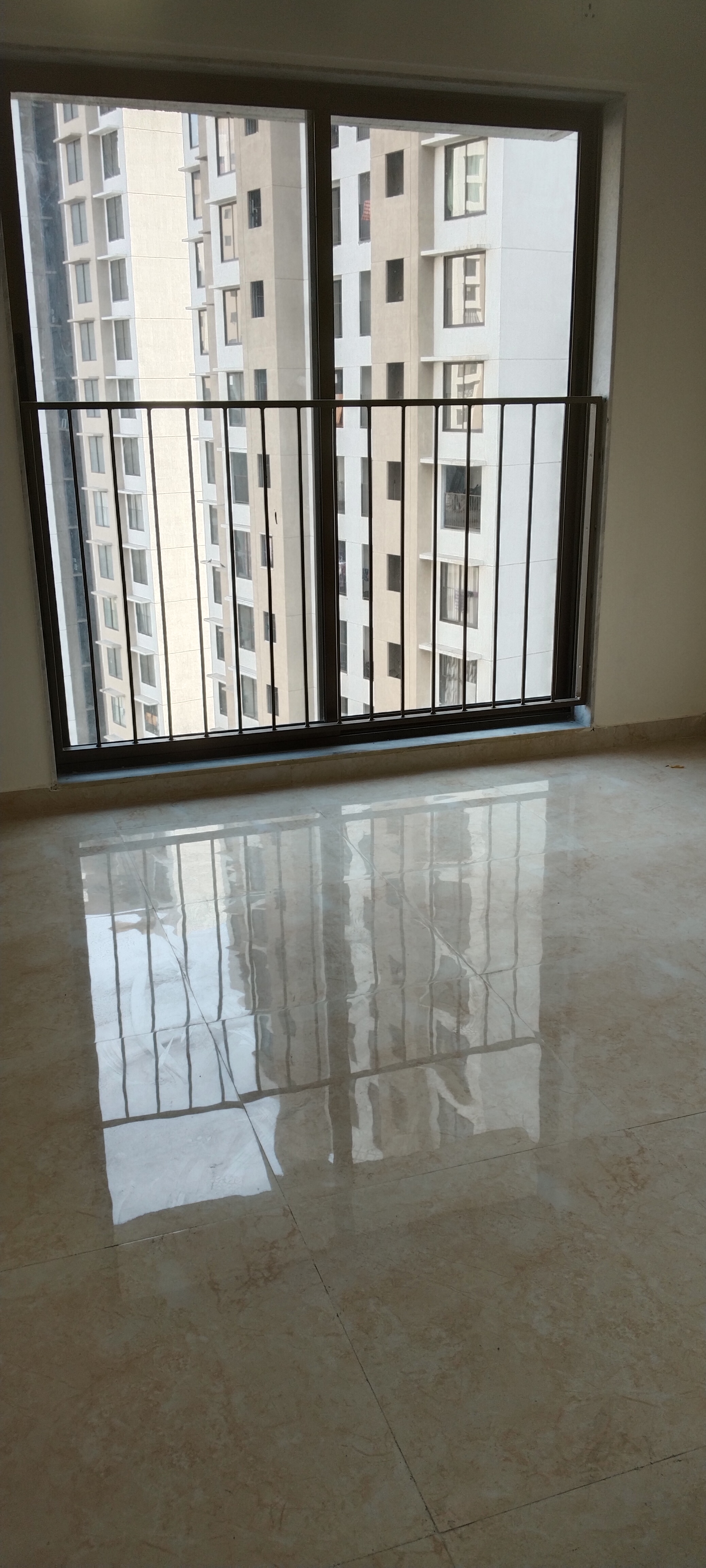 2 BHK + Servant Room Apartment For Rent in Sunteck Maxxworld