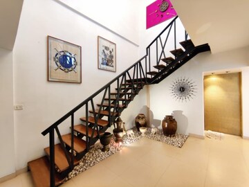 Staircase in 3 BHK Villa at Chimbel – for Rent