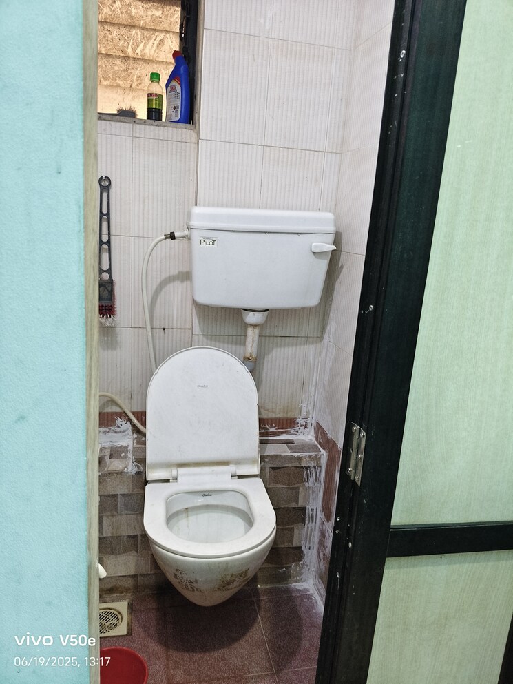 Bathroom, mhada-prakash-cotton-mill 1 Bedroom 225 Sq.Ft. Apartment In Lower Parel Mumbai 8847531