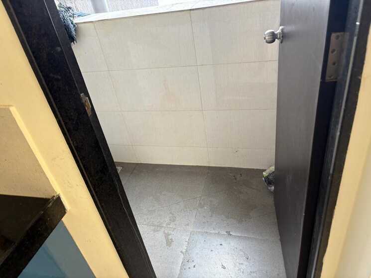 Bathroom, kolte-patil-life-republic 2 Bedroom 801 Sq.Ft. Apartment In Hinjewadi Pune 8847499