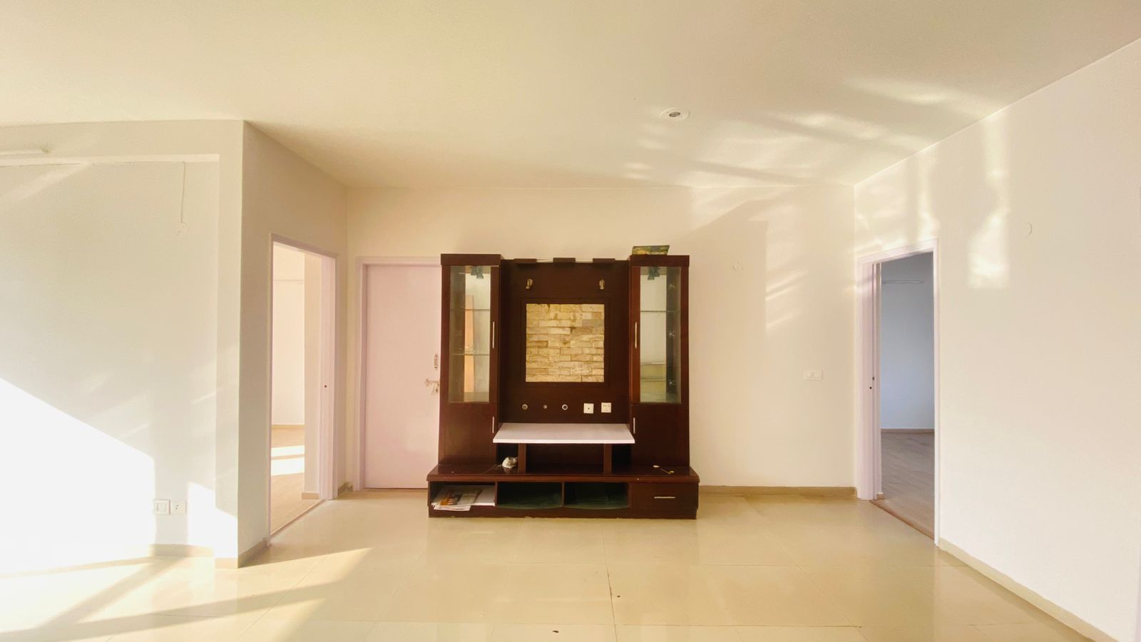 3 BHK + Pooja Room Apartment For Rent in DLF Central Square