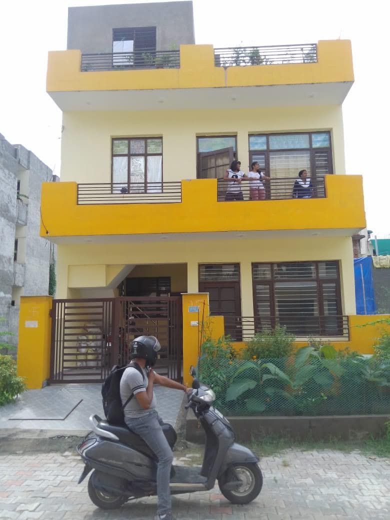 3 BHK + Pooja Room Apartment For Rent in Bella Homes