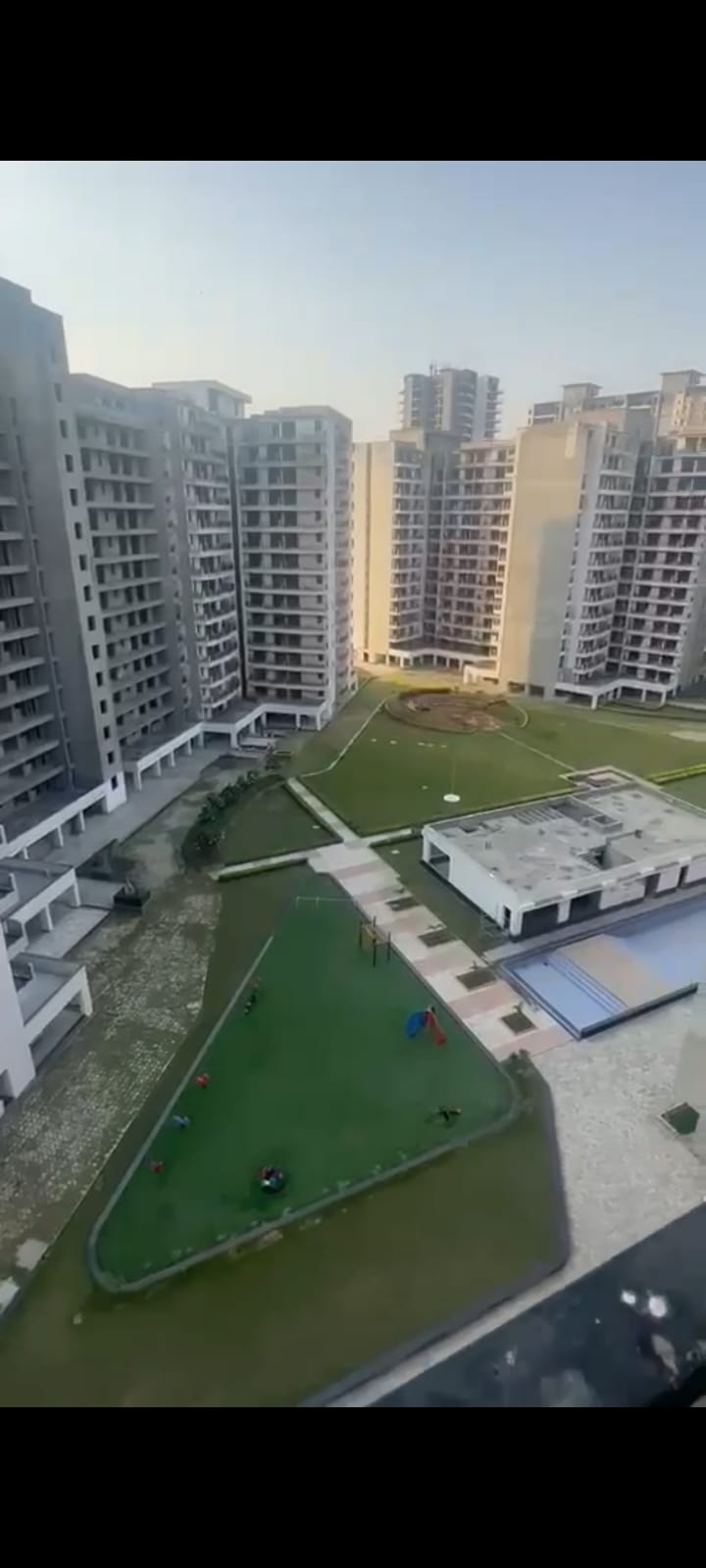 3 BHK + Servant Room Apartment For Sale in Bestech Park View Altura