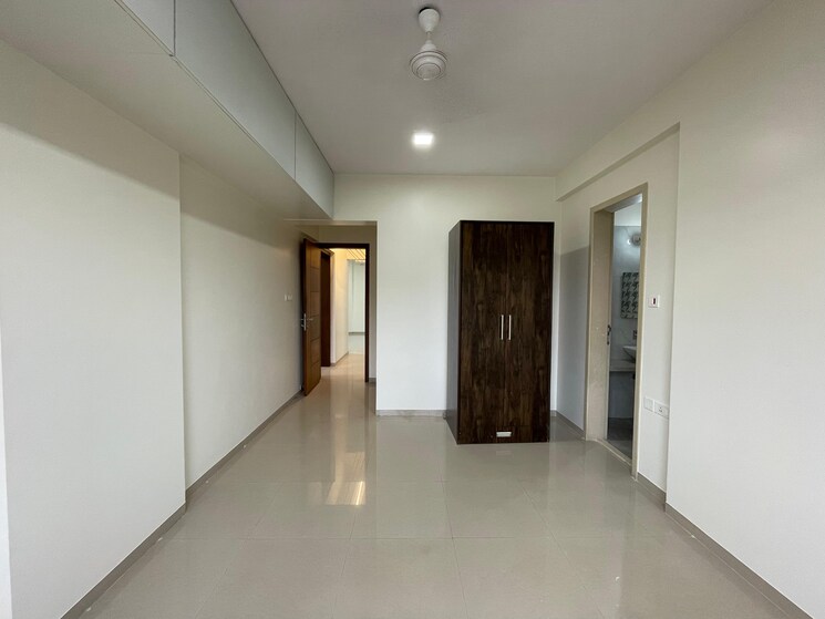 Room, tridhaatu-rudraksh 2 Bedroom 824 Sq.Ft. Apartment In Chembur Mumbai 8847575