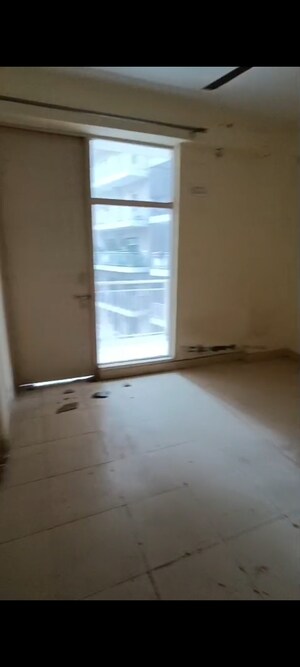 Room in 2 BHK Apartment at Adore Happy Homes, Sector 86 – for Sale