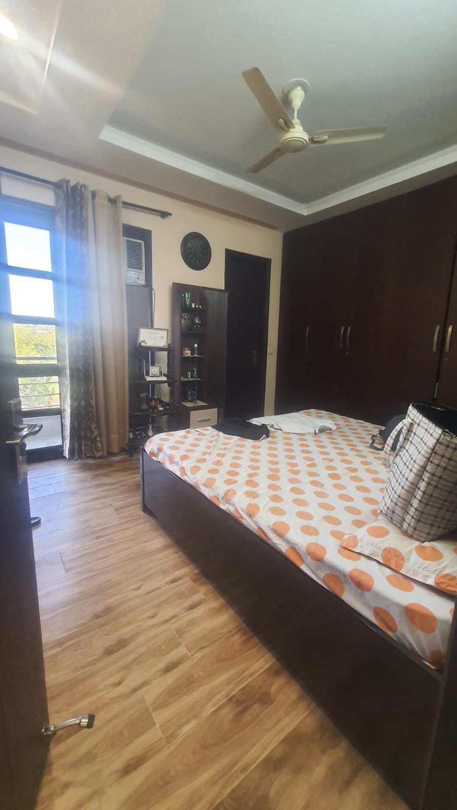 3 BHK + Pooja Room Builder Floor For Sale in Unitech South City II