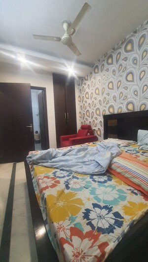 Bedroom in 3 BHK Builder Floor at Unitech South City II, Sector 50 – for Sale