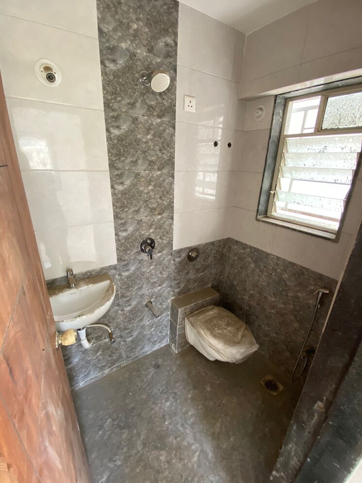 Bathroom, dreams-rhythm 2 Bedroom 800 Sq.Ft. Apartment In Bavdhan Pune 8847617