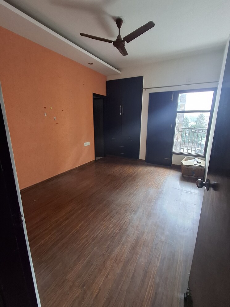 Room, dhakoli 3 Bedroom 1550 Sq.Ft. Apartment In Dhakoli Zirakpur 8847622