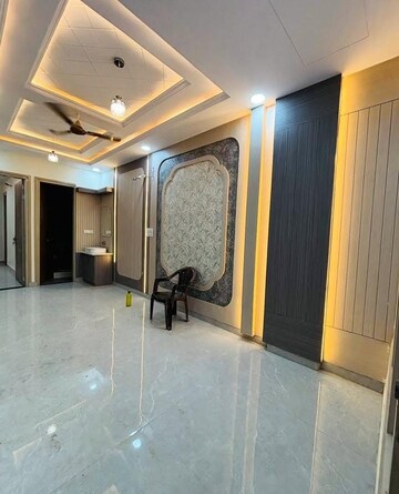 Living Room in 2.5 BHK Builder Floor at Sector 29 – for Sale