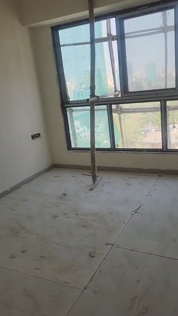 Room in 3 BHK Apartment at Aventus Westbrook, Andheri East – for Rent