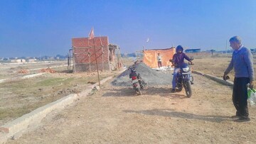  Plot – Exterior View View at Manjhawali - for Sale
