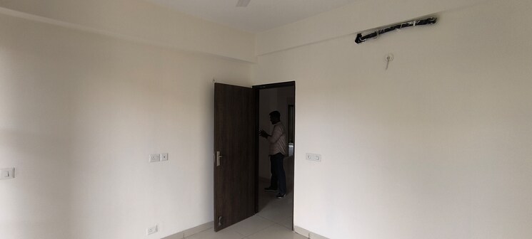 Room, bptp-amstoria 3 Bedroom 1924 Sq.Ft. Builder Floor In Sector 102 Gurgaon 8847667