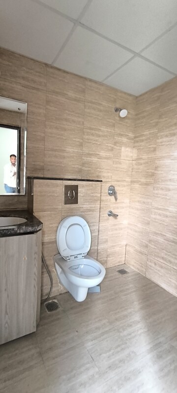 Bathroom in 3 BHK Builder Floor at BPTP Amstoria, Sector 102 – for Rent