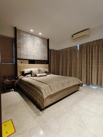 Bedroom in 4 BHK Apartment at Ekta Legranz, Chembur – for Sale