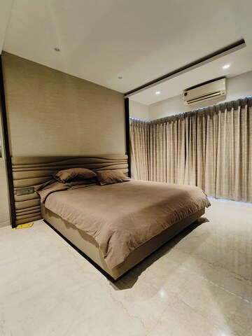 Bedroom in 4 BHK Apartment at Ekta Legranz, Chembur – for Sale